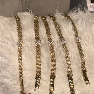 Each one bracelet gold